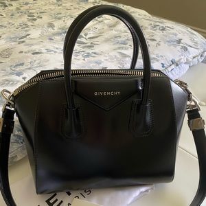 Givenchy small antigona black silver hardware